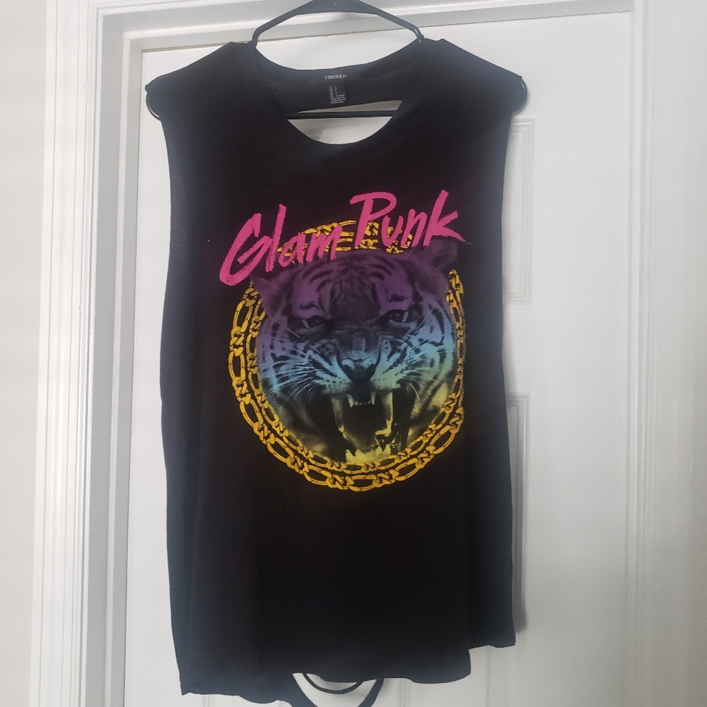 Forever 21 tank